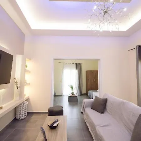 アパート Chania Charming Nest