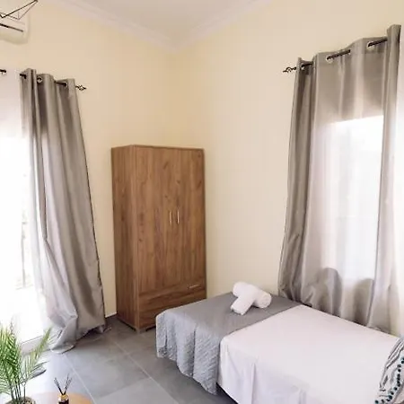 Chania Charming Nest خانيا