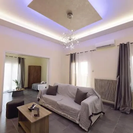 Chania Charming Nest ハニア